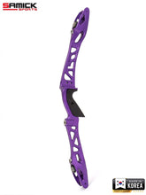 Load image into Gallery viewer, Samick 25" Kronos CNC Recurve Riser / Right Hand