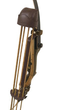 Load image into Gallery viewer, Farmington Archery Side Arrow Quiver Up to 62&quot; Take Down Recurve Bow or 68&quot; Long Bow